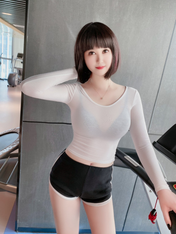 徐汇自聊的微微